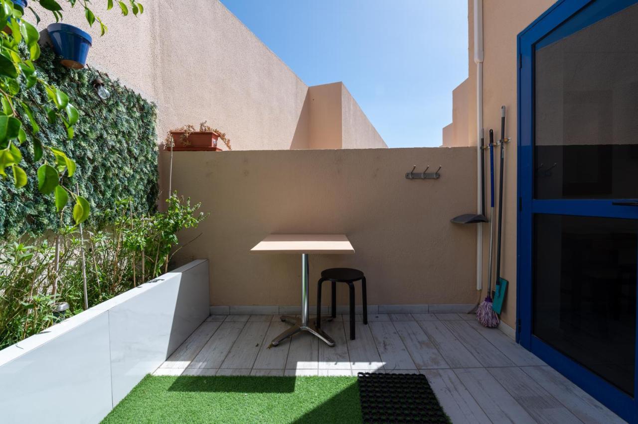 פלאייה דל אינגלז Apartamentos Playa Feliz מראה חיצוני תמונה