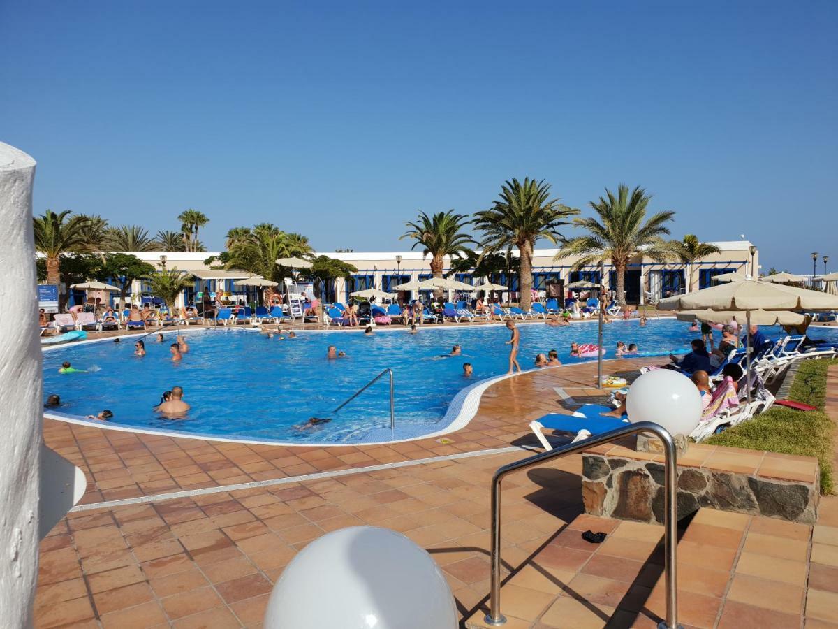 פלאייה דל אינגלז Apartamentos Playa Feliz מראה חיצוני תמונה