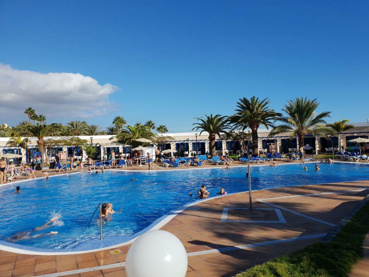 פלאייה דל אינגלז Apartamentos Playa Feliz מראה חיצוני תמונה